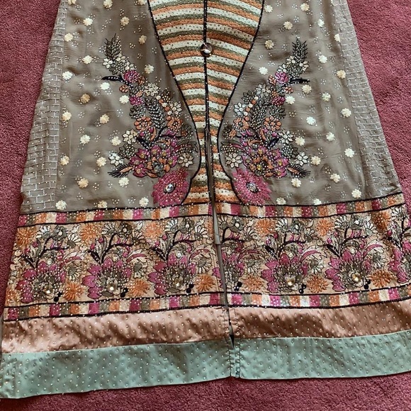 Pakistani Indian semi formal wear - Picture 3 of 3